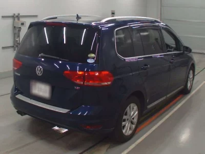 Volkswagen GOLF TOURAN  с аукциона в Японии