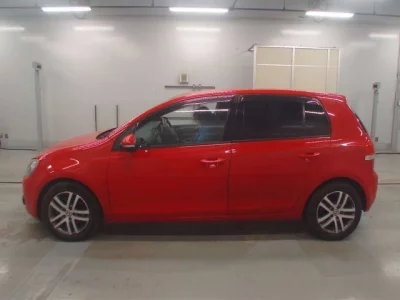 Volkswagen Golf  с аукциона в Японии