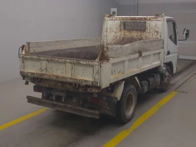 Mitsubishi Fuso Canter