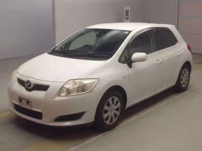 Toyota AURIS  с аукциона в Японии