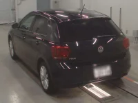 Volkswagen Polo лот № 38192 оценка 4.5  с аукциона в Японии 5
