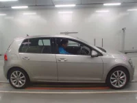Volkswagen Golf лот № 38195 оценка 3.5  с аукциона в Японии 2