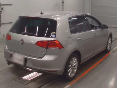 Volkswagen Golf  с аукциона в Японии