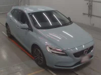 Volvo V40 лот № 38178 оценка 3.5  с аукциона в Японии 4