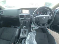 Volvo V40 лот № 38178 оценка 3.5  с аукциона в Японии 8
