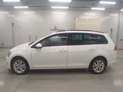 Volkswagen GOLF VARIANT  с аукциона в Японии