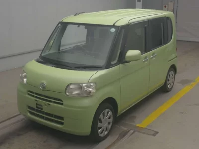 Daihatsu TANTO  с аукциона в Японии