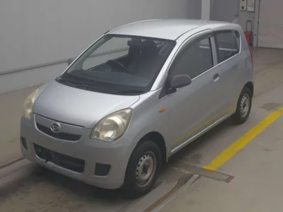 Daihatsu MIRA  с аукциона в Японии