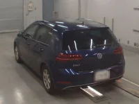 Volkswagen Golf лот № 38213 оценка 3.5  с аукциона в Японии 5