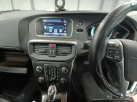 Volvo V40 лот № 38216 оценка 3.5  с аукциона в Японии 8