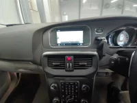 Volvo V40 лот № 38219 оценка 3.5  с аукциона в Японии 8