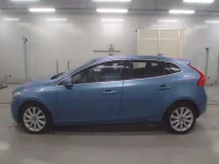 Volvo V40 лот № 38219 оценка 3.5  с аукциона в Японии 3