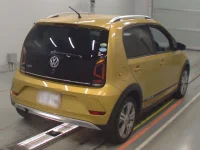 Volkswagen UP лот № 38273 оценка 4.5  с аукциона в Японии 1