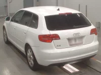 Audi A3 лот № 38270 оценка 4  с аукциона в Японии 5