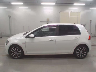 Volkswagen Golf  с аукциона в Японии