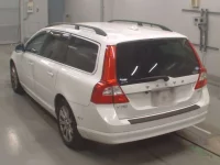 Volvo V70 лот № 38268 оценка 3  с аукциона в Японии 5