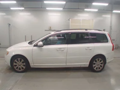 Volvo V70  с аукциона в Японии