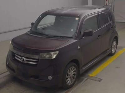 Toyota BB  с аукциона в Японии