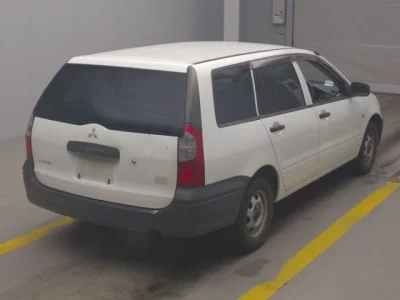 Mitsubishi LANCER VAN