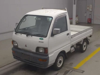 Mitsubishi MINICAB TRUCK