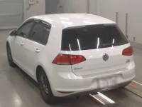 Volkswagen Golf лот № 38278 оценка 4.5  с аукциона в Японии 5
