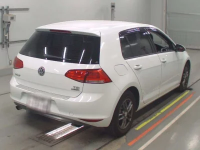 Volkswagen Golf  с аукциона в Японии