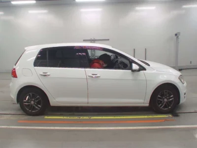 Volkswagen Golf  с аукциона в Японии