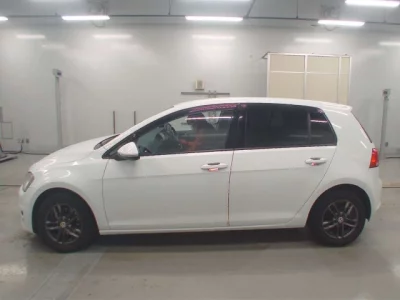 Volkswagen Golf  с аукциона в Японии