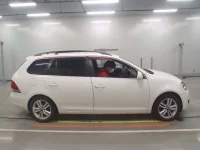 Volkswagen GOLF VARIANT лот № 38280 оценка 4  с аукциона в Японии 2