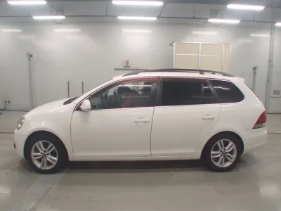 Volkswagen GOLF VARIANT  с аукциона в Японии