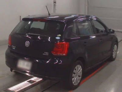Volkswagen Polo  с аукциона в Японии