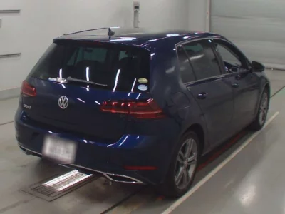 Volkswagen Golf  с аукциона в Японии