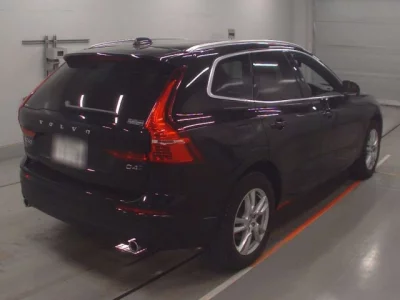 Volvo XC60  с аукциона в Японии