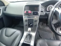 Volvo XC60 лот № 75104 оценка 99  с аукциона в Японии 8