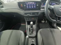 Volkswagen Polo лот № 38324 оценка 4.5  с аукциона в Японии 8