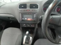 Volkswagen Polo лот № 38299 оценка 4.5  с аукциона в Японии 8