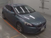 Volvo V40 лот № 38339 оценка 4.5  с аукциона в Японии 4
