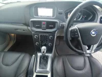 Volvo V40 лот № 38339 оценка 4.5  с аукциона в Японии 8