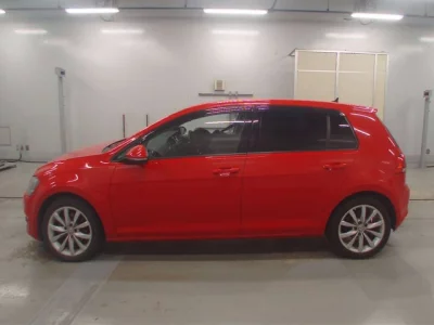 Volkswagen Golf  с аукциона в Японии