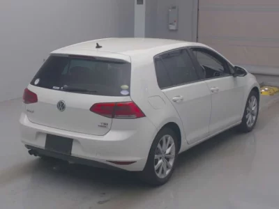Volkswagen Golf  с аукциона в Японии