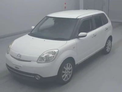 Mazda Verisa