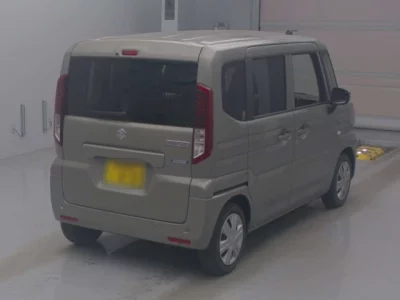 Suzuki Spacia
