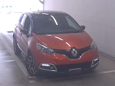 Renault Captur  с аукциона в Японии