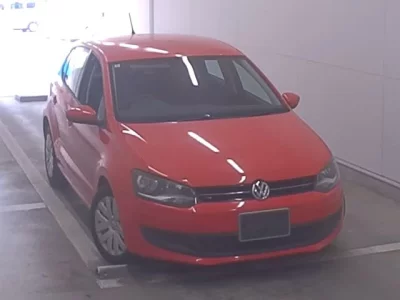 Volkswagen Polo  с аукциона в Японии