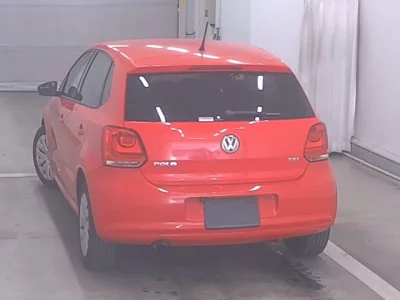 Volkswagen Polo  с аукциона в Японии