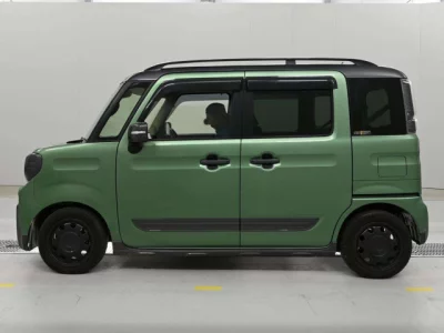 Suzuki Spacia Gear