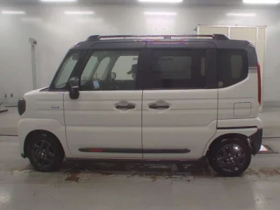 Suzuki Spacia Gear
