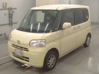 Daihatsu TANTO  с аукциона в Японии