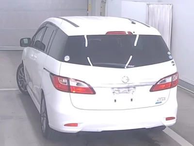 Nissan Lafesta