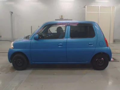 Daihatsu Esse